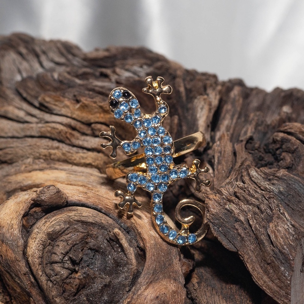 ✨Modcloth Leia Blue Rhinestone Lizard Ring - Picture 10 of 11